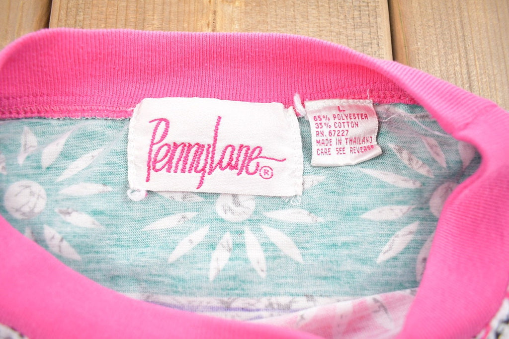 Vintage 1990s PennyLane All Over Print Graphic T-Shirt