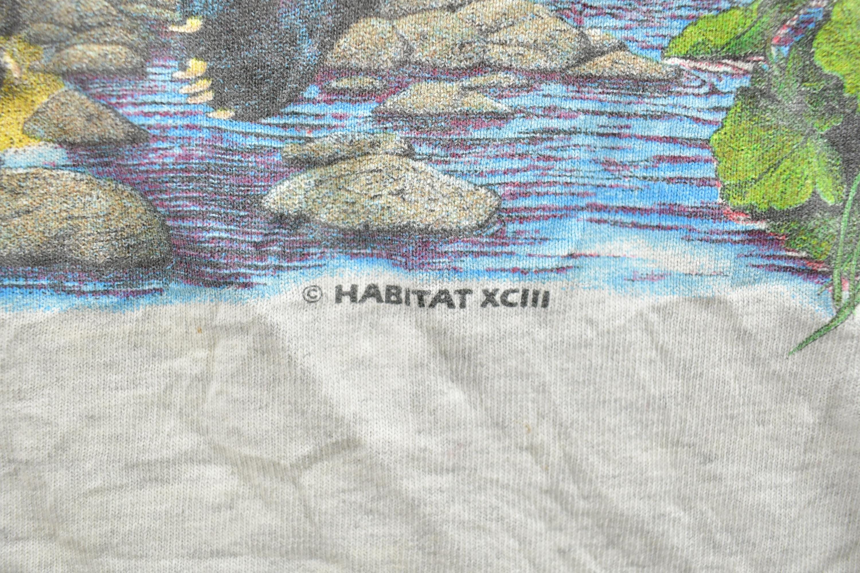 Vintage 1990s Bear And Bluejay Theme Habitat Graphic T-Shirt