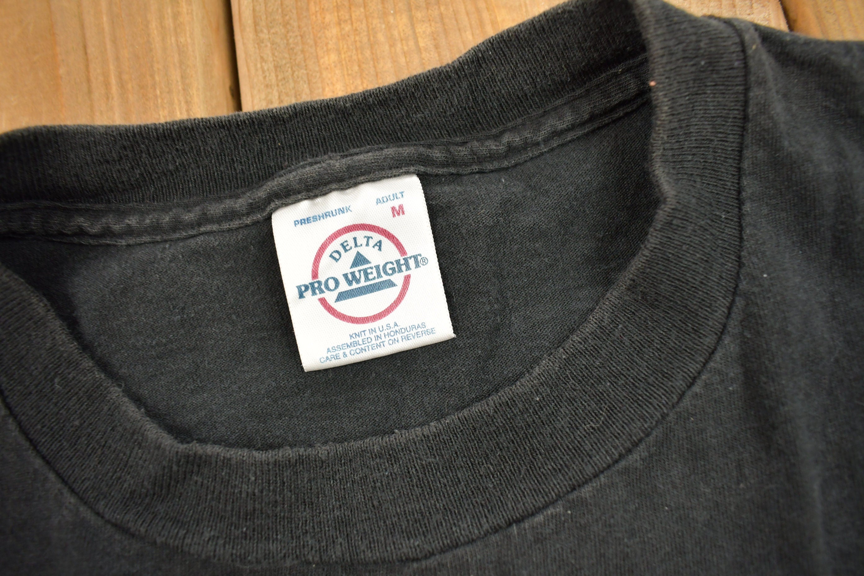 Vintage 1990s New York City NYC Embroidered Souvenir T Shirt