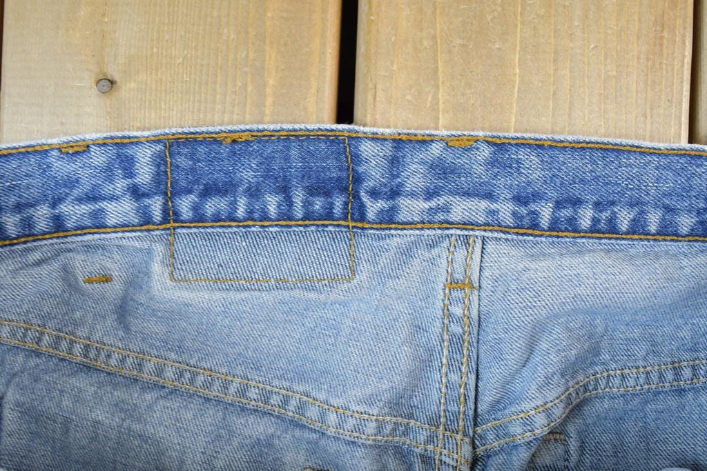 Vintage 1990s Levi Strauss Red Tab Denim Jeans Size 36 x 27