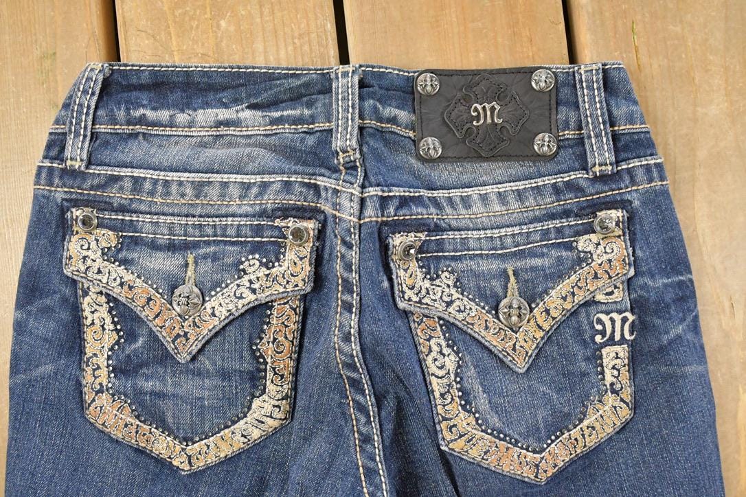 Vintage Deadstock Y2K Miss Me Bedazzled Low Rise Jeans Women's Size 26x31