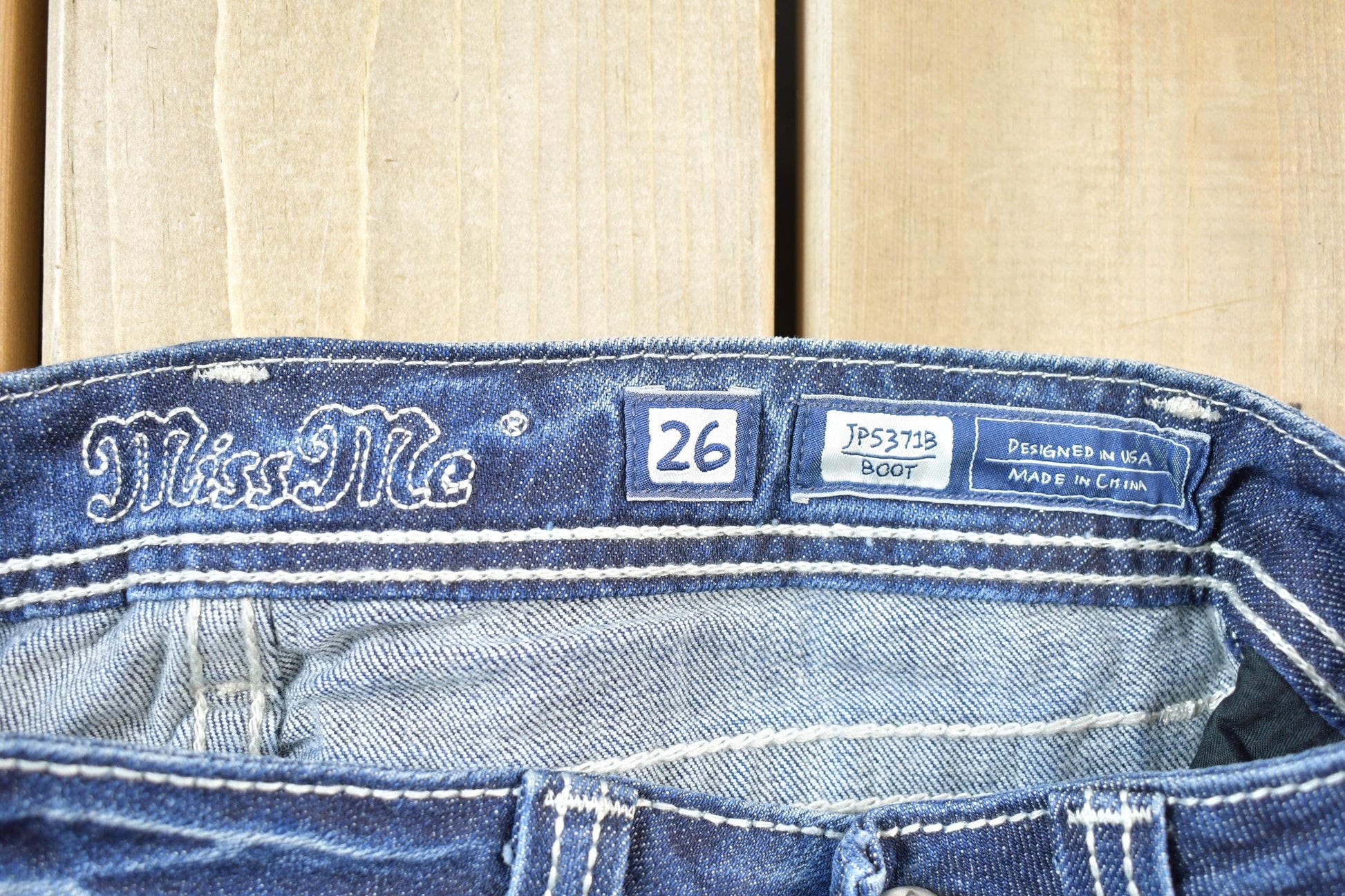 Vintage Y2K Miss Me Bedazzled Low Rise Jeans Size 26x33