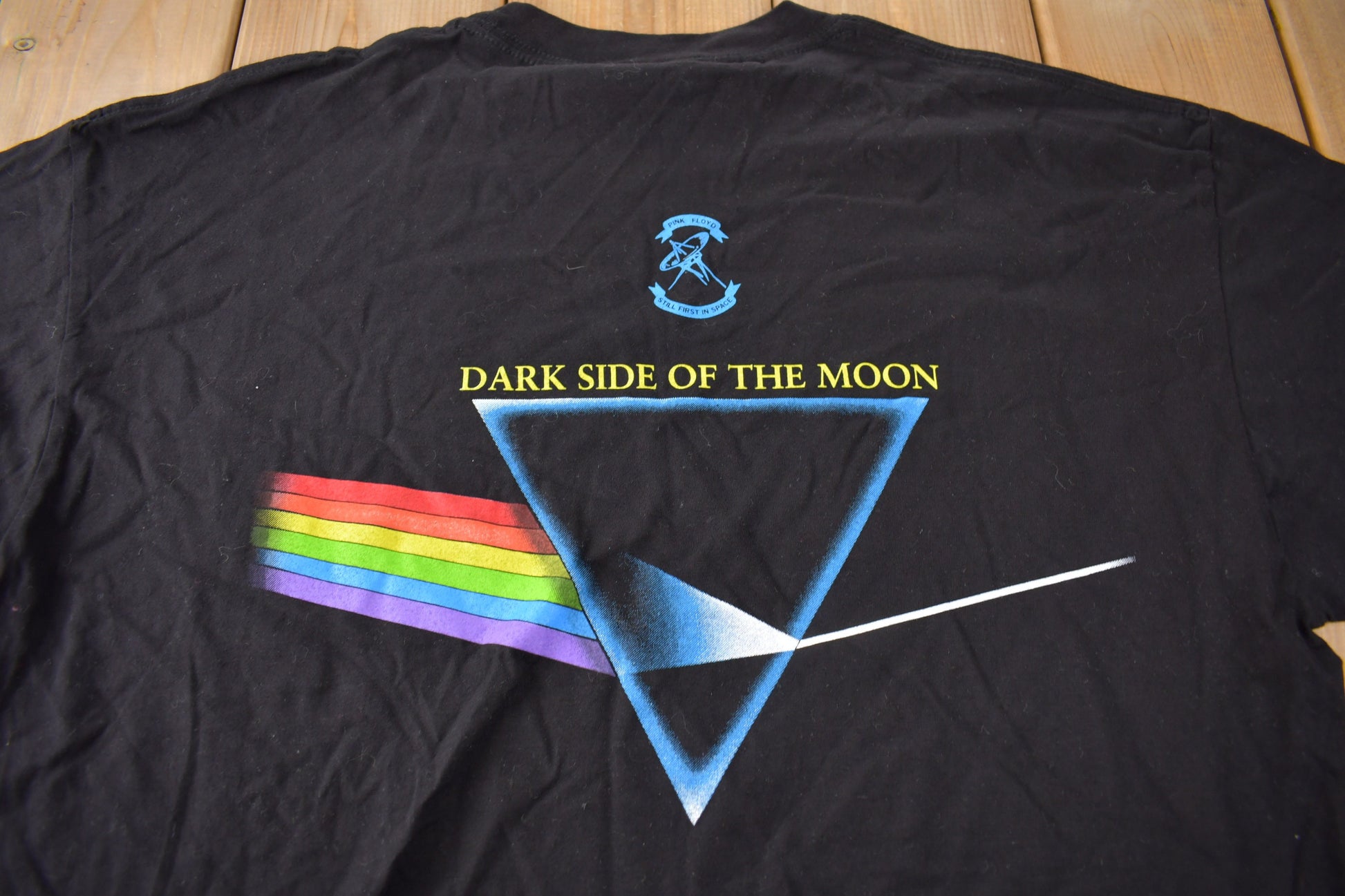 Vintage 2001 Pink Floyd Dark Side Of The Moon Graphic Band T-Shirt Size XL
