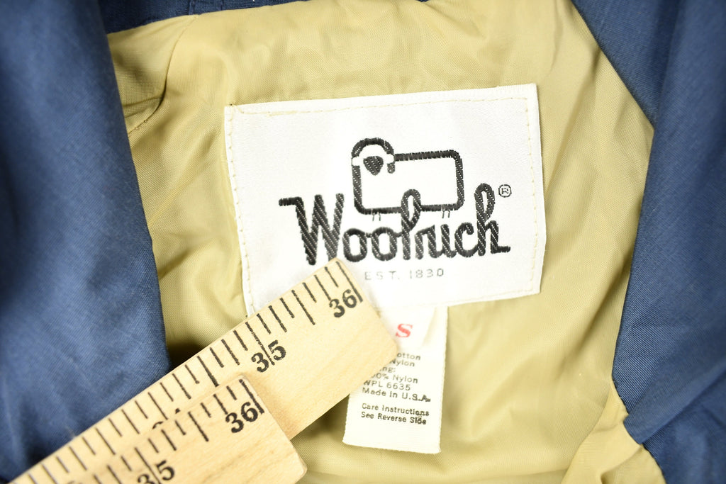 Vintage 1980s Woolrich Cargo Pocket Windbreaker Jacket /