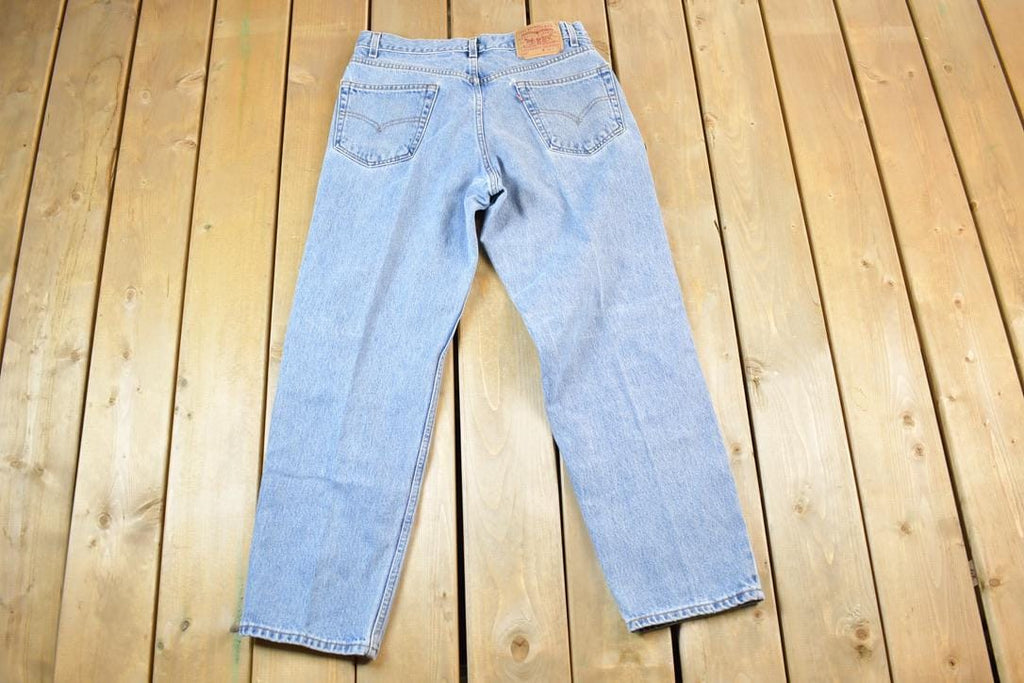 Vintage 1990s Levi Strauss Red Tab 550 Denim Jeans Size 34 x 30 Made In USA