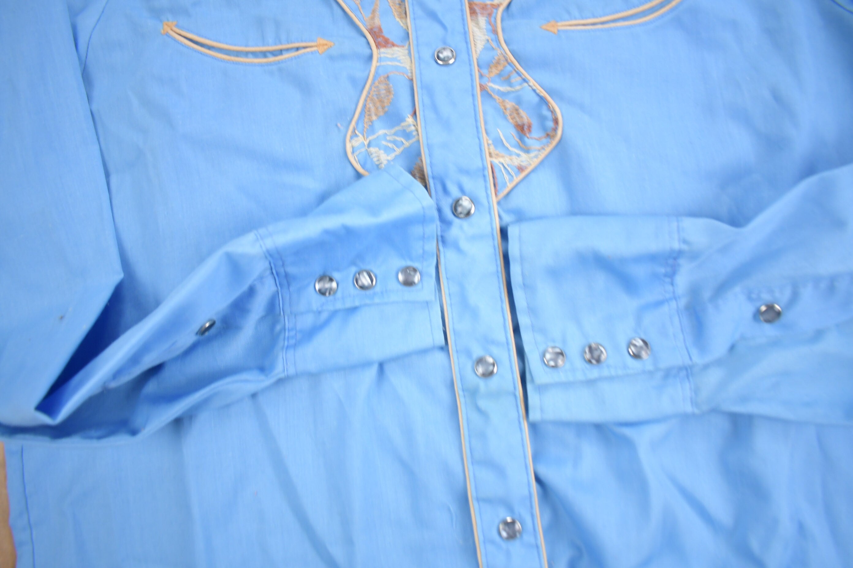 Vintage 1970s Ely Plains Embroidered Western Cowboy Style Button Up Shirt