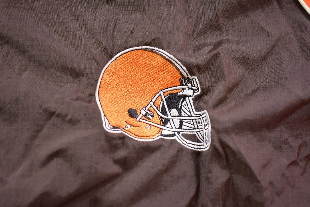Vintage 1990s Cleveland Browns NFL Game Day Embroidered Windbreaker