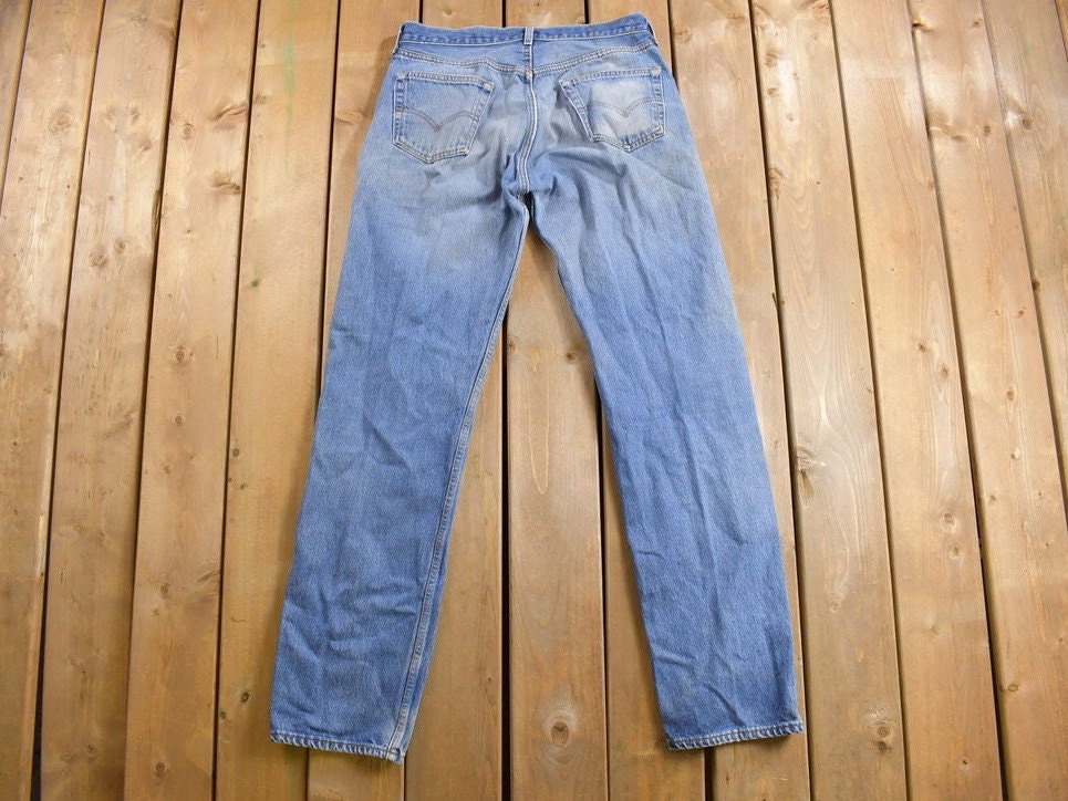 Vintage 1990s Levi's 550 Red Tab Denim Jeans Size 34 x 35