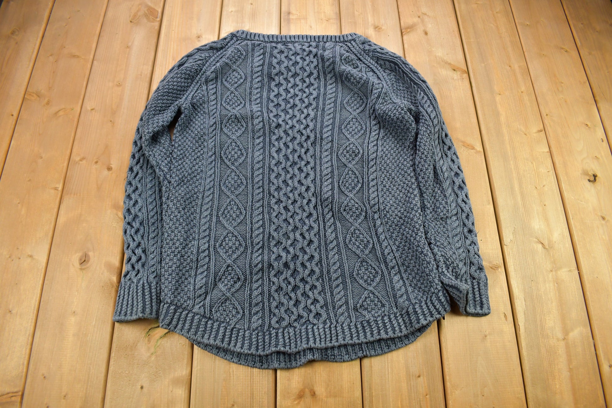 Vintage 1980s Women's 3D Cable Knitted Women's Sweater / Vintage 90s Crewneck / Outdoorsman / Textured Sweater