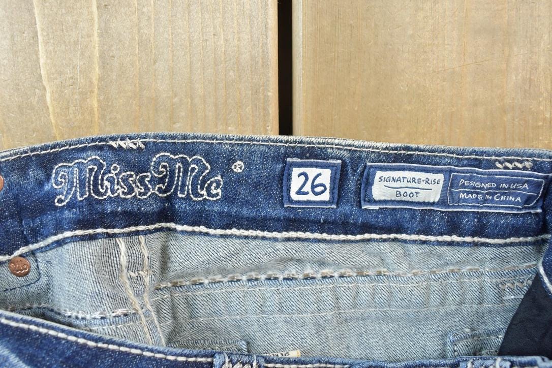 Vintage Y2K Miss Me Bedazzled Low Rise Jeans Size 26x31