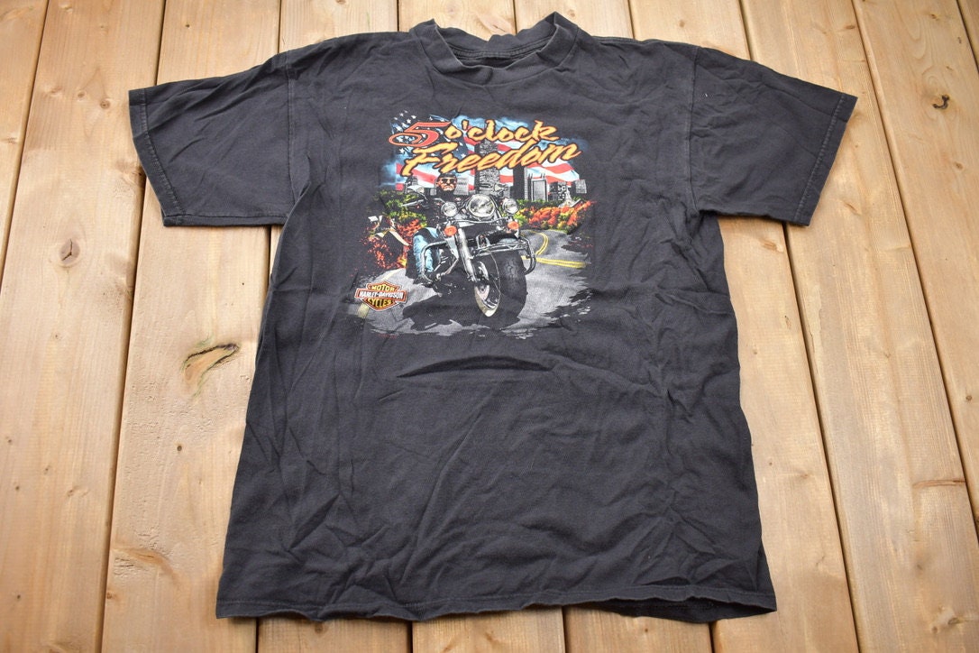 Vintage 1999 Harley Davidson 5 o Clock Somewhere New Orleans T-Shirt