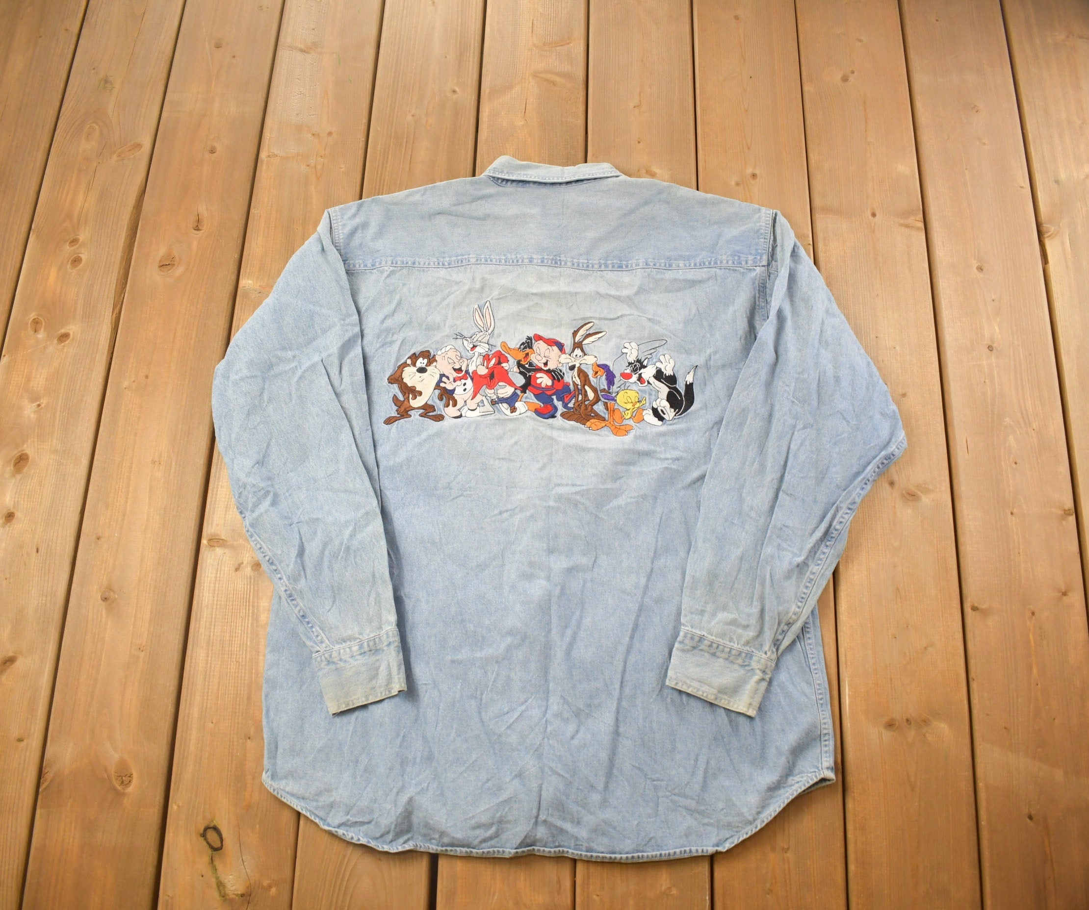 Vintage 1990s Looney Tunes Button Up Shirt