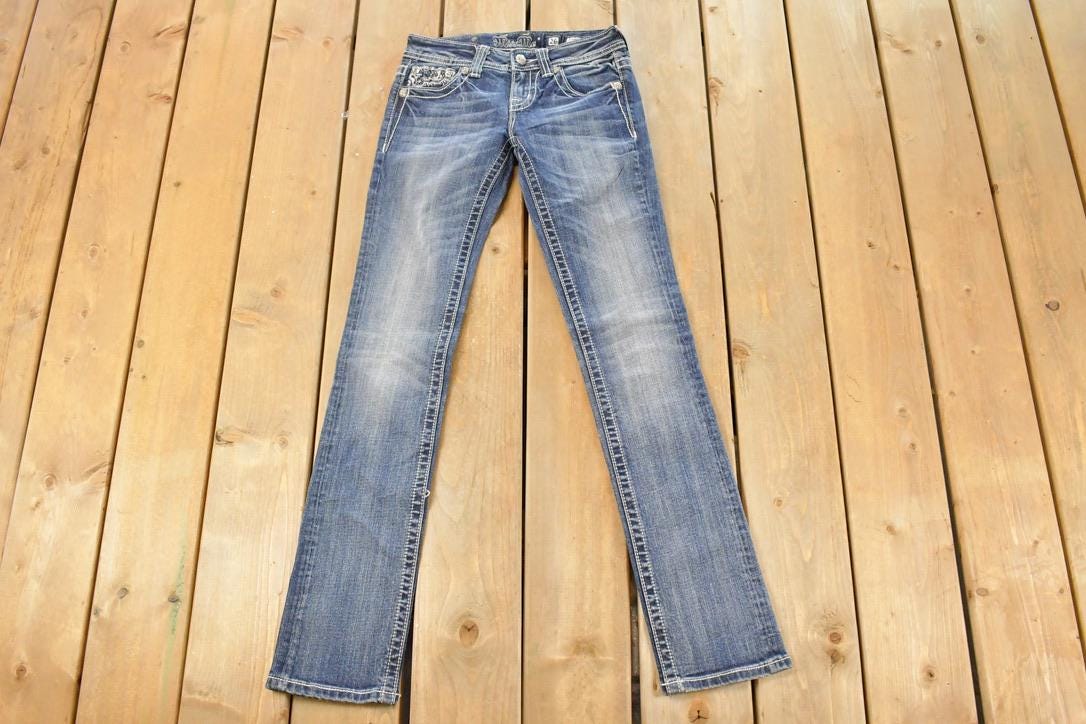 Vintage Deadstock Y2K Miss Me Bedazzled Low Rise Jeans Women's Size 26x31