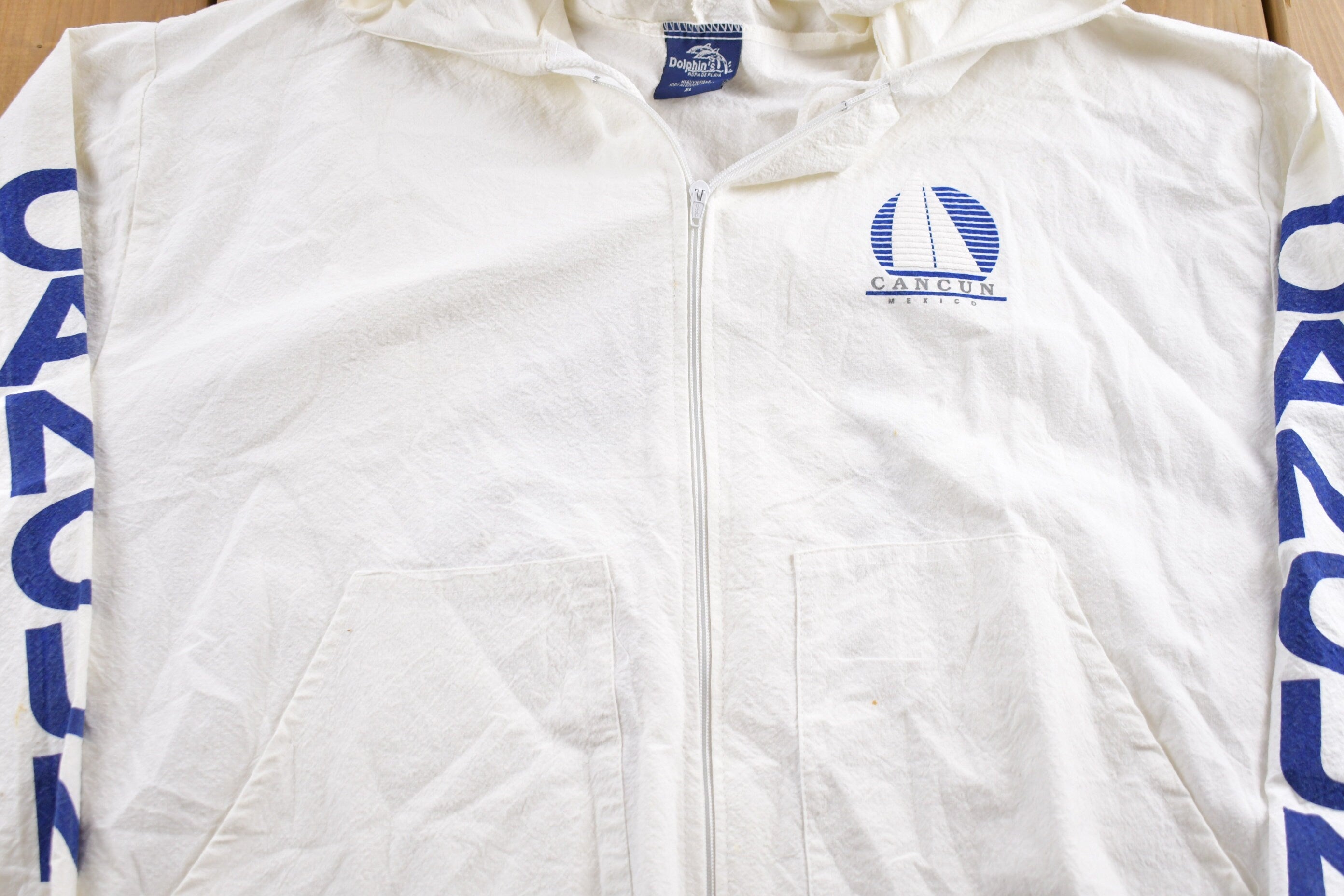 Vintage 1990s Cancun Mexico Full Zip Graphic Hoodie