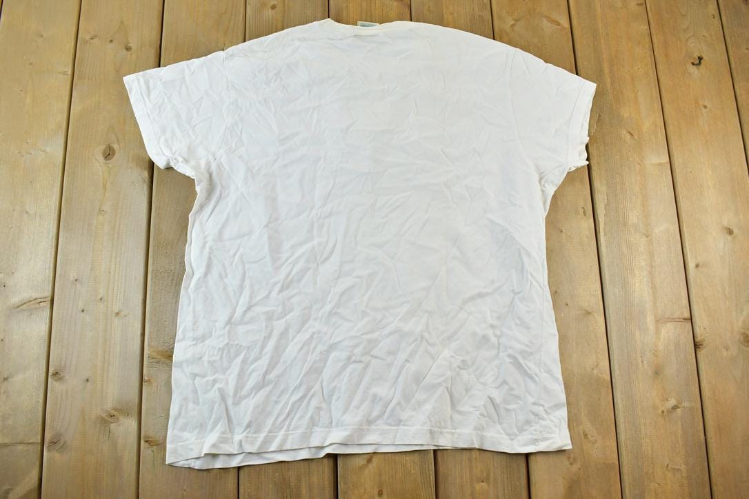 Vintage 1990s LL Bean Beach Single Stitch Graphic Print T-Shirt