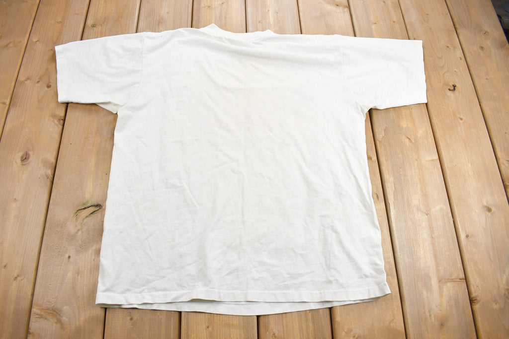 Vintage 1990s Beach Paradise Graphic Souvenir T Shirt