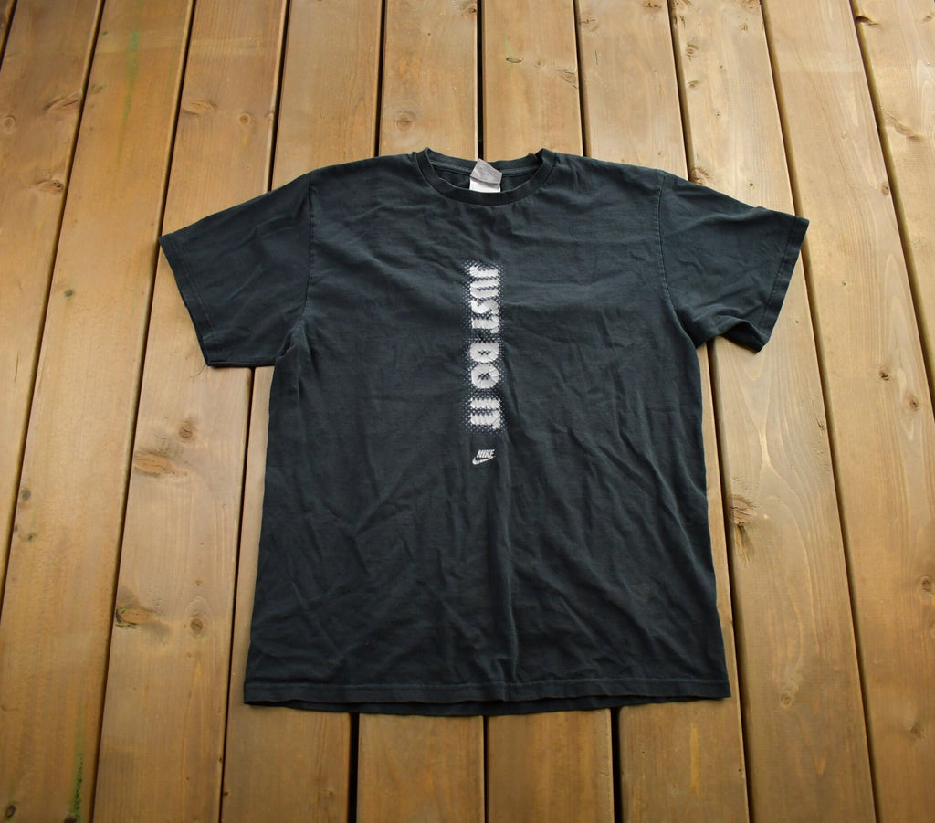 Vintage 2000s Nike Just Do It Graphic T-Shirt Size M