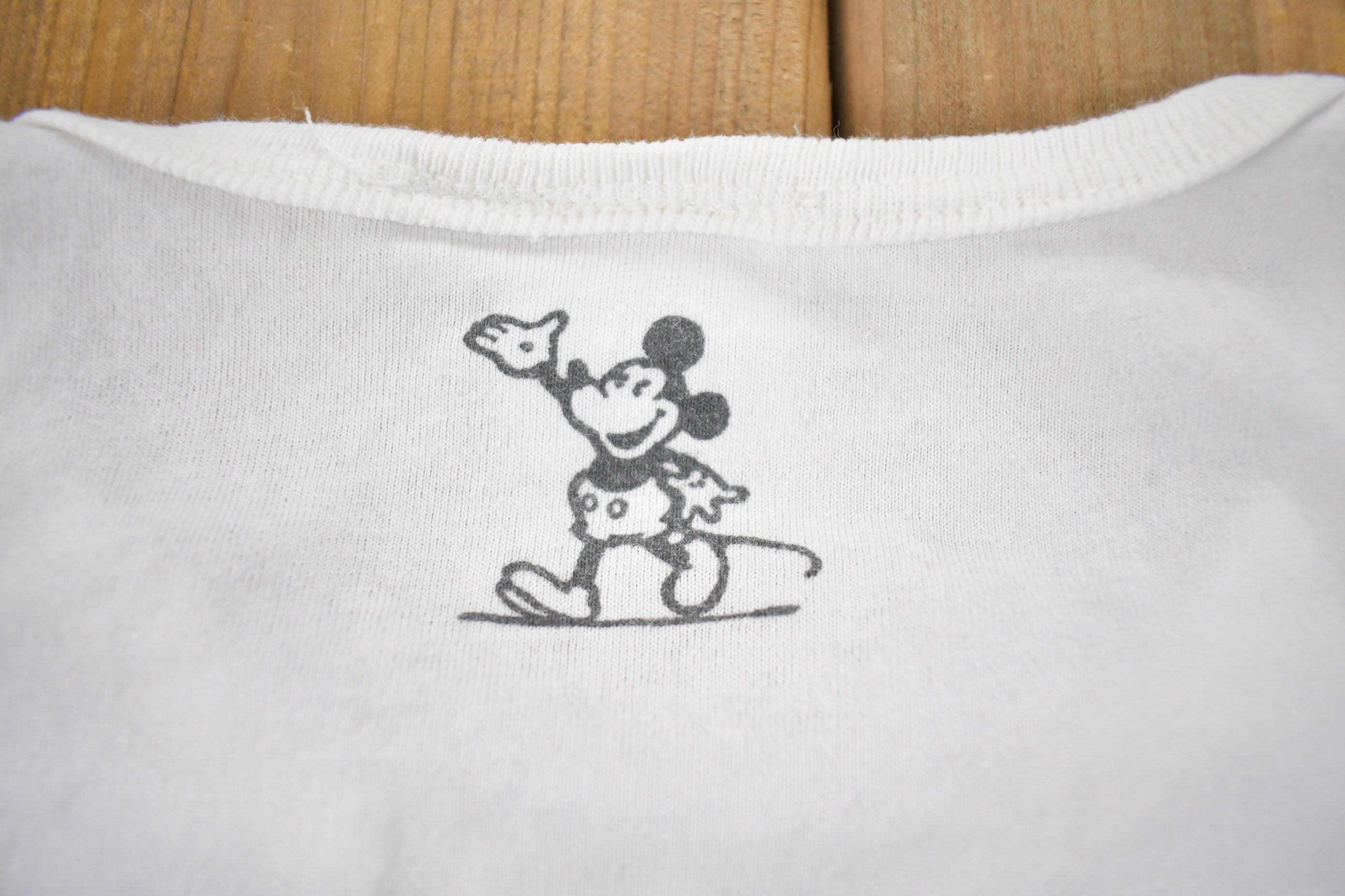 Vintage 1980s Mickey Mouse Disney Cartoon T-Shirt