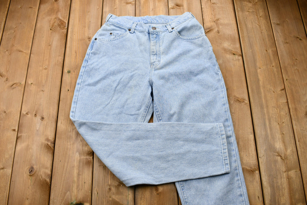 Vintage 1990s LEE Light Wash Tapered Mom Jeans