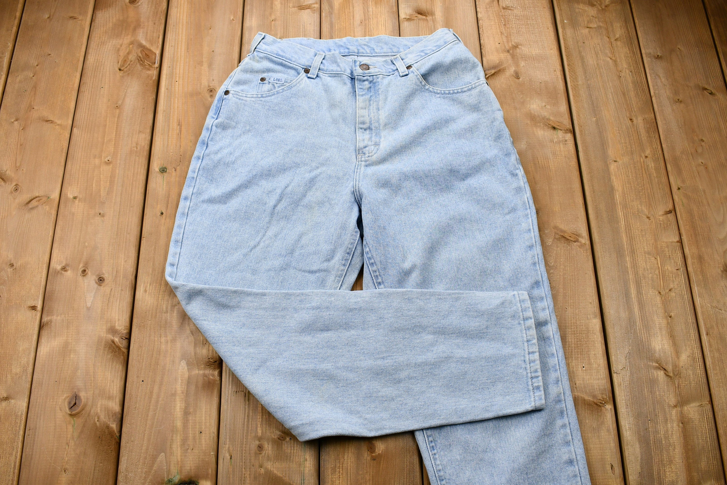 Vintage 1990s LEE Light Wash Tapered Mom Jeans