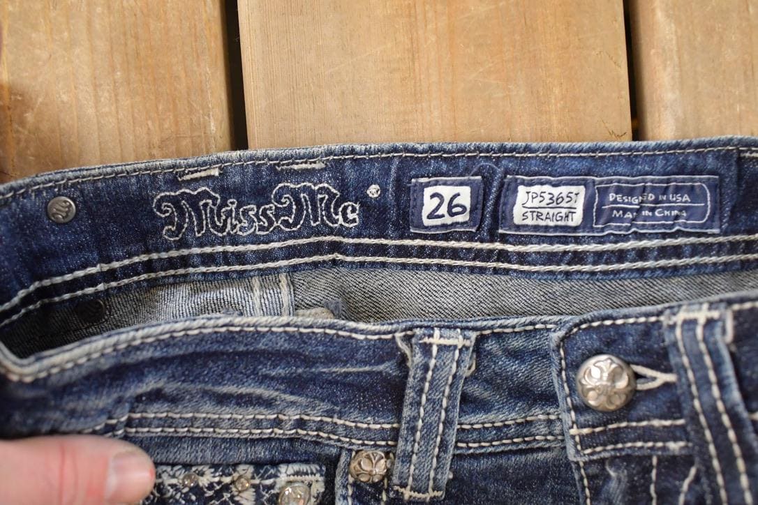 Vintage Deadstock Y2K Miss Me Bedazzled Low Rise Jeans Women's Size 26x31
