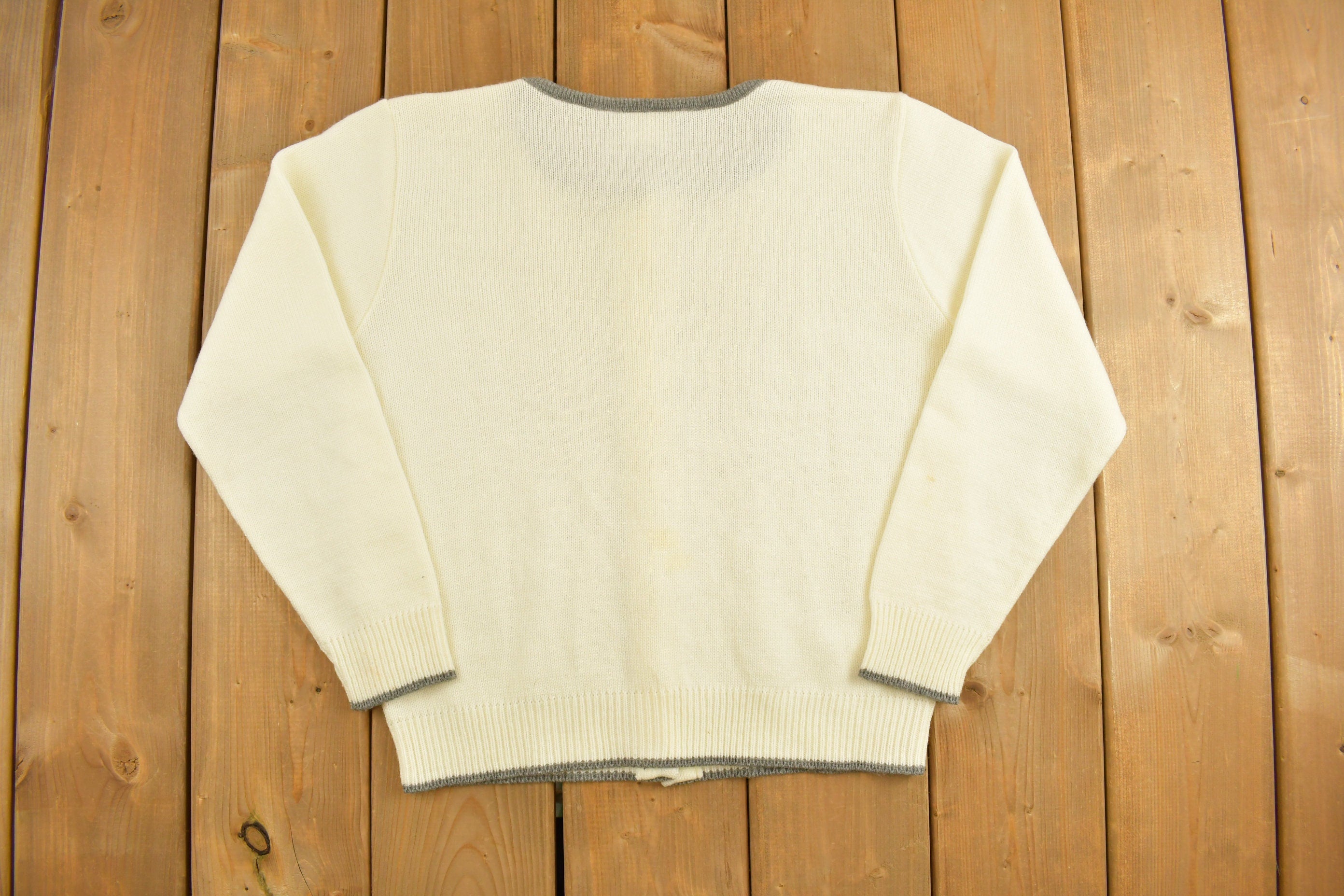 Vintage 1990s Willow Ridge Blank Knitted Cardigan Sweater