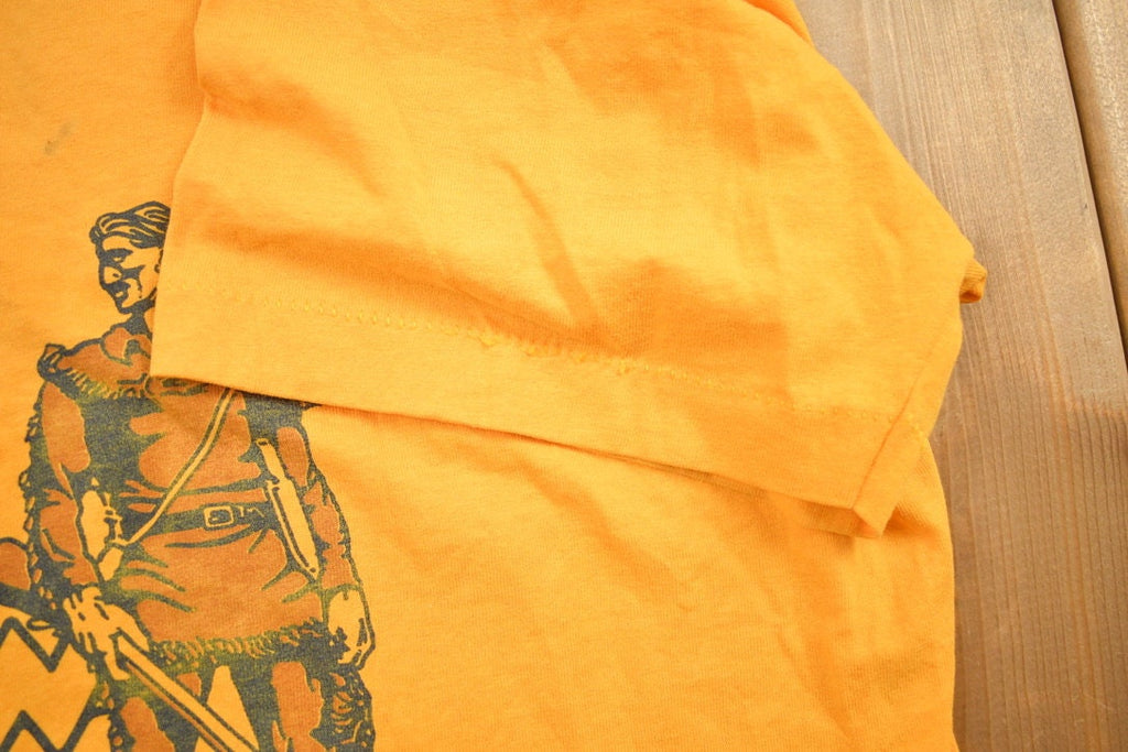 Vintage 1990s West Virginia Mountaineers Collegiate T-Shirt