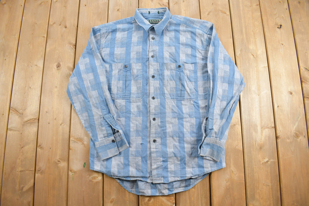 Vintage 1990s Levi's Plaid Button Up Shirt