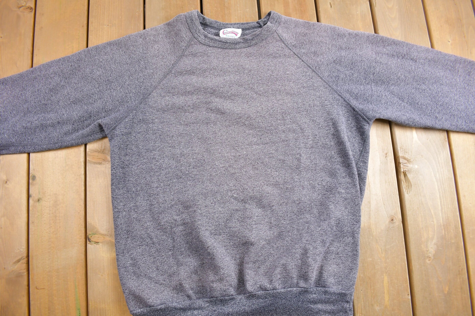 Vintage 1990s Cotton Ginny Blank Raglan Crewneck Sweatshirt / 90s Crewneck / Made In USA / Essential / Streetwear / 90s Blank