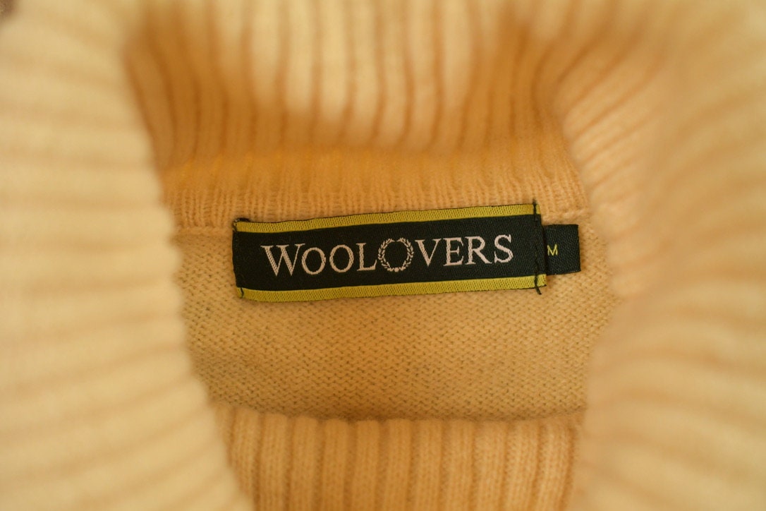 Vintage 1990s Knitted Turtle Neck Sweater /