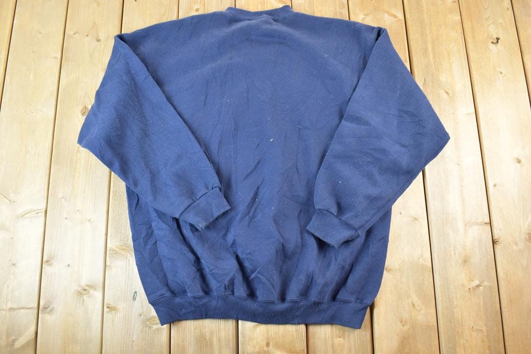 Vintage 1990s University Of Notre Dame Fighting Irish Collegiate Crewneck Made In USA