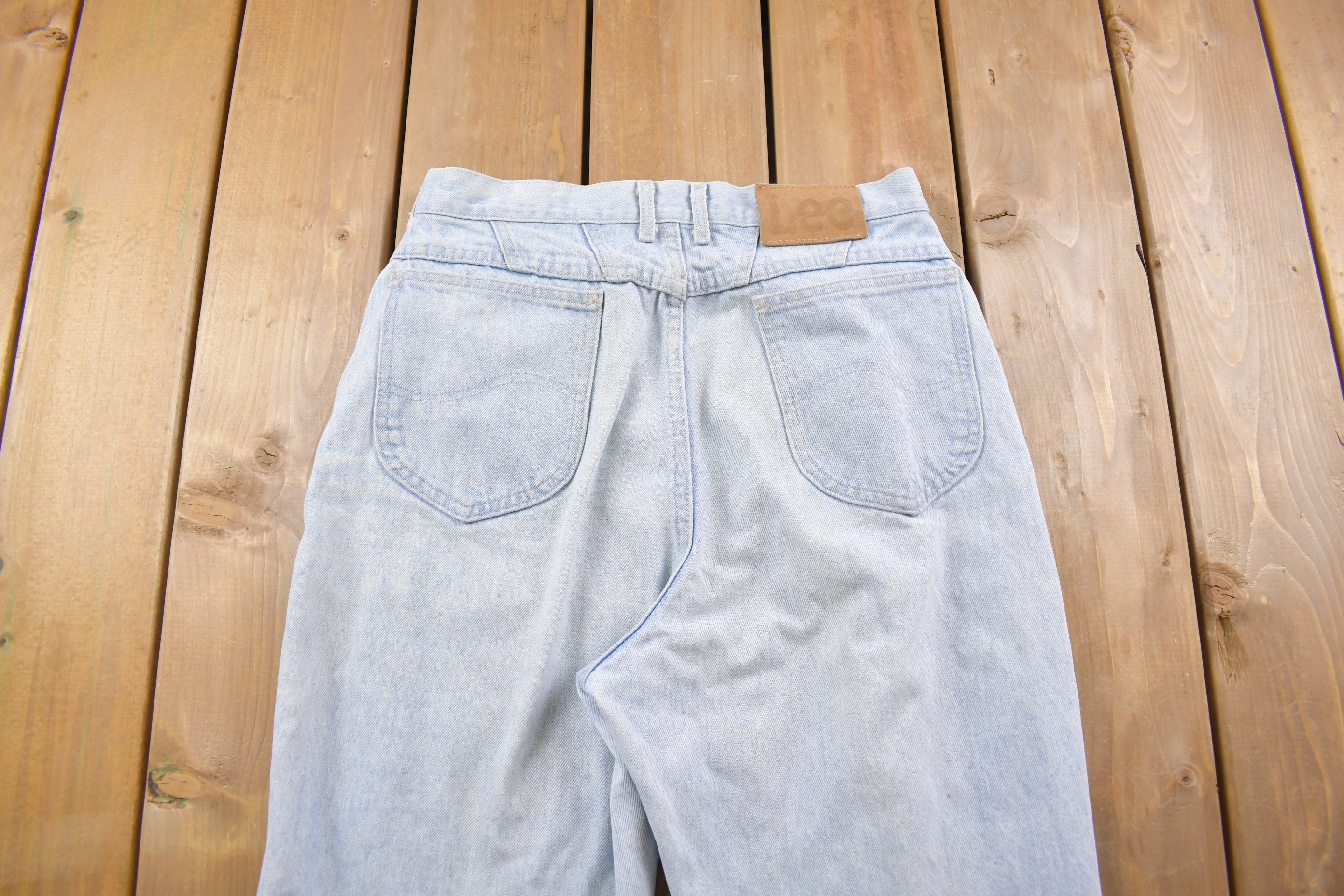 Vintage 1990's Lee Light Wash Blue Denim 28 x 29