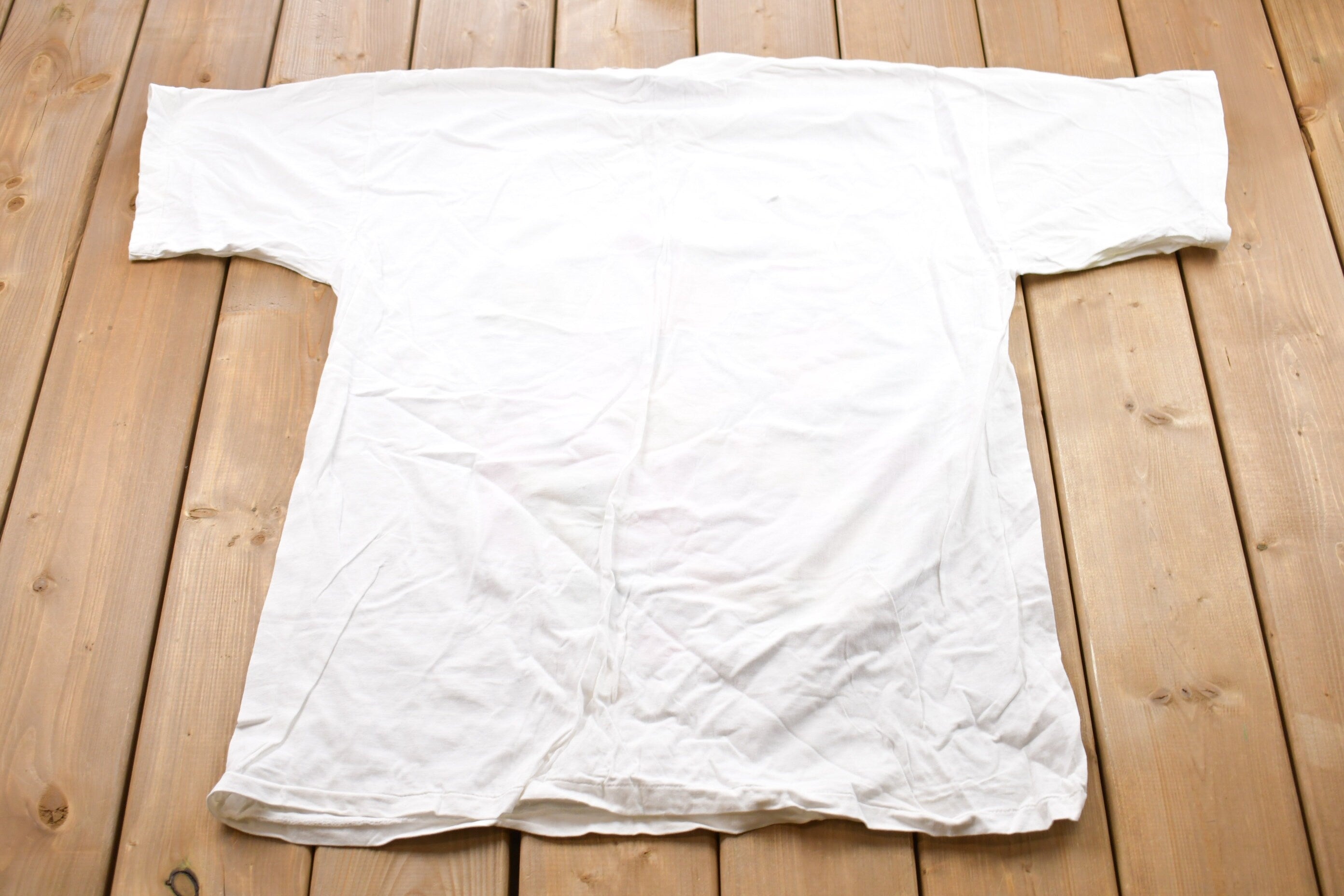 Vintage 1990s Island Fun Graphic T-Shirt