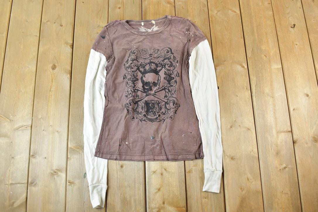 Women Vintage Vigoss Y2K T-Shirt / Vigoss Grunge Skull Print / Contrast Stitch / Internet Famous Clothing / Over Dyed / Y2K Bedazzled