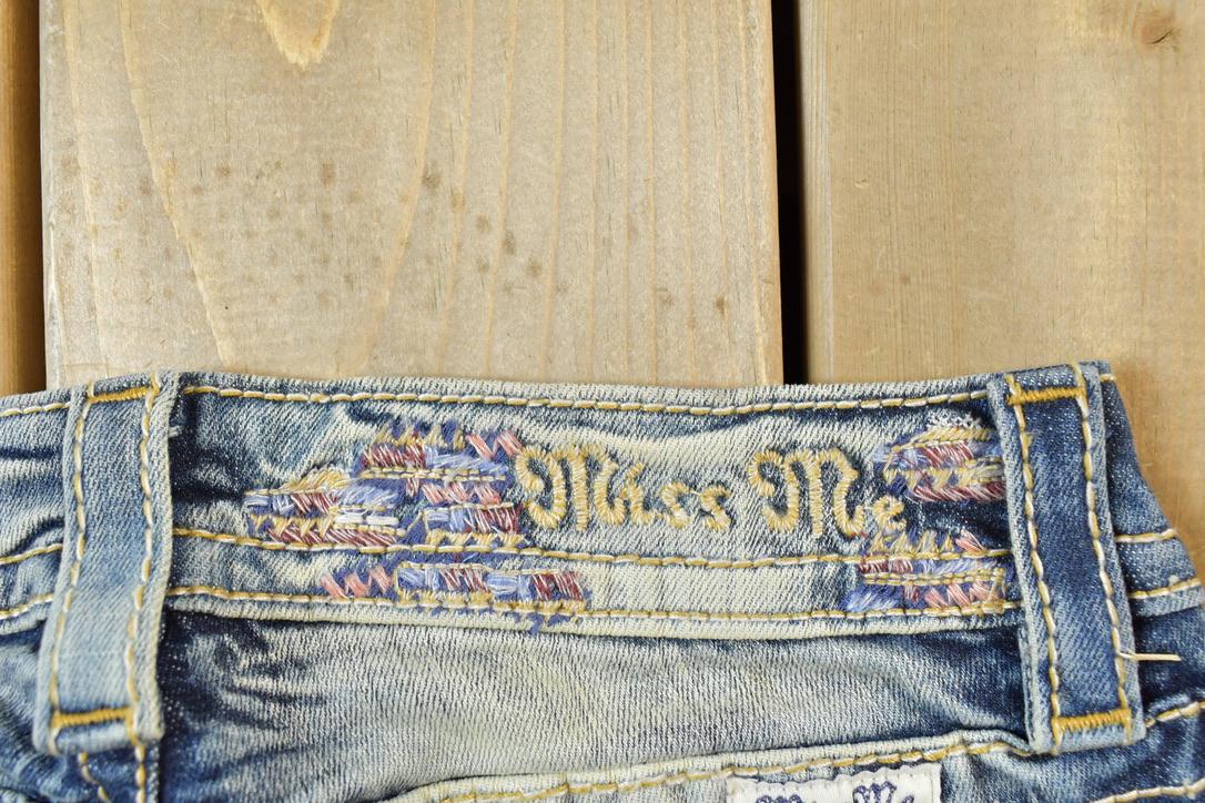Vintage Y2K Miss Me Bedazzled Low Rise Jeans Size 26x31