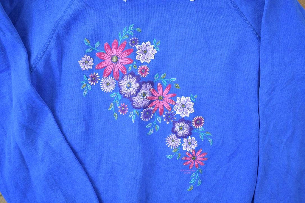 Vintage 1990s Hanes Double Collar Brilliant Blue Floral Cute Crewneck Sweater