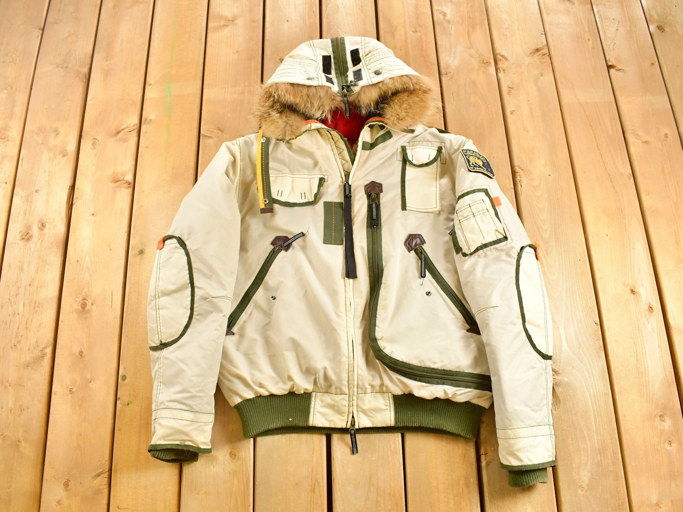 Vintage Y2K White Parasuco Tech Coyote Fur Trim Ski Jacket