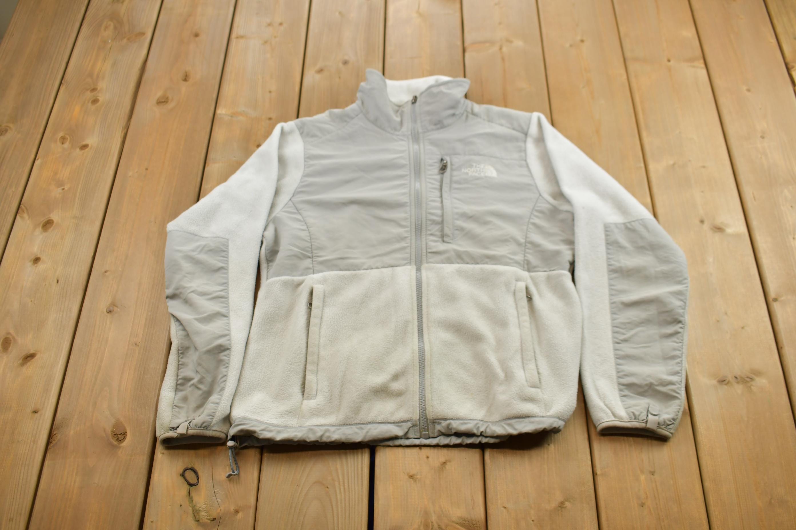 Vintage Y2K Womens The North Face White Grey Denali Fleece Sweater