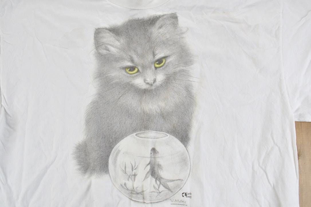 Vintage 1990s Cat And Fish Theme Graphic T-Shirt