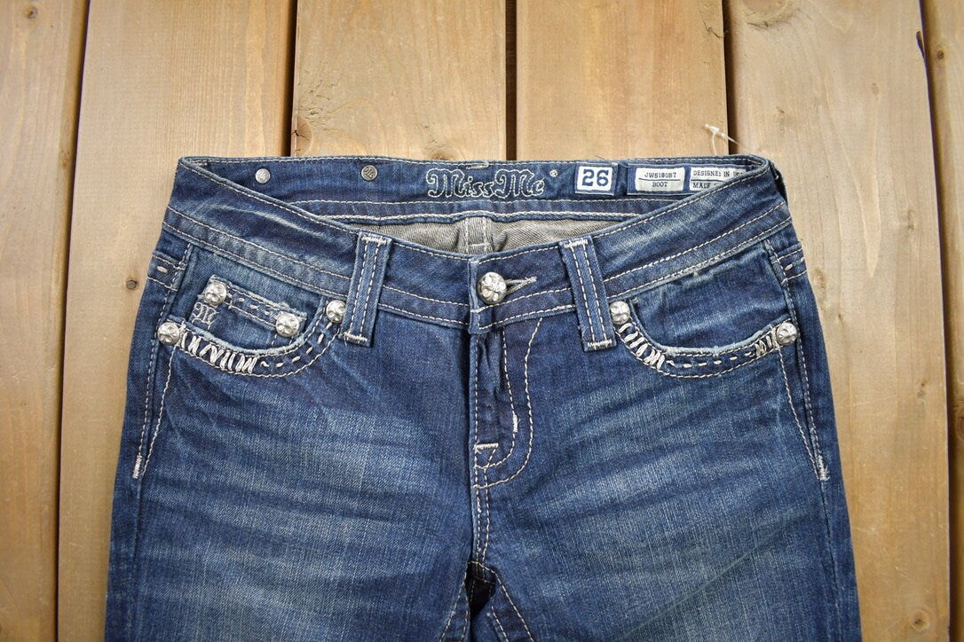 Vintage Y2K Miss Me Bedazzled Low Rise Jeans Size 26x31