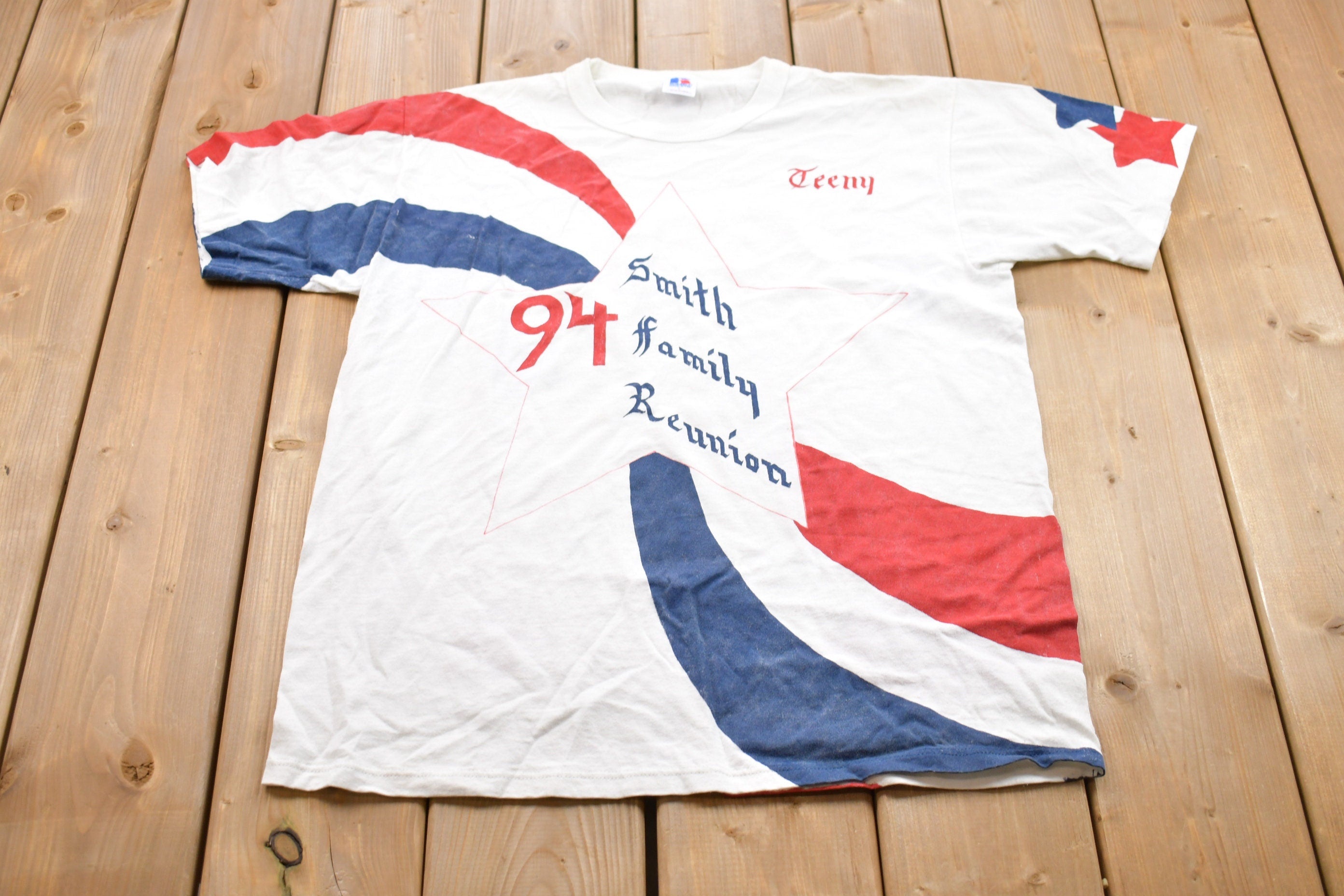 Vintage 1994 American Pride Russell Athletic Graphic T-Shirt