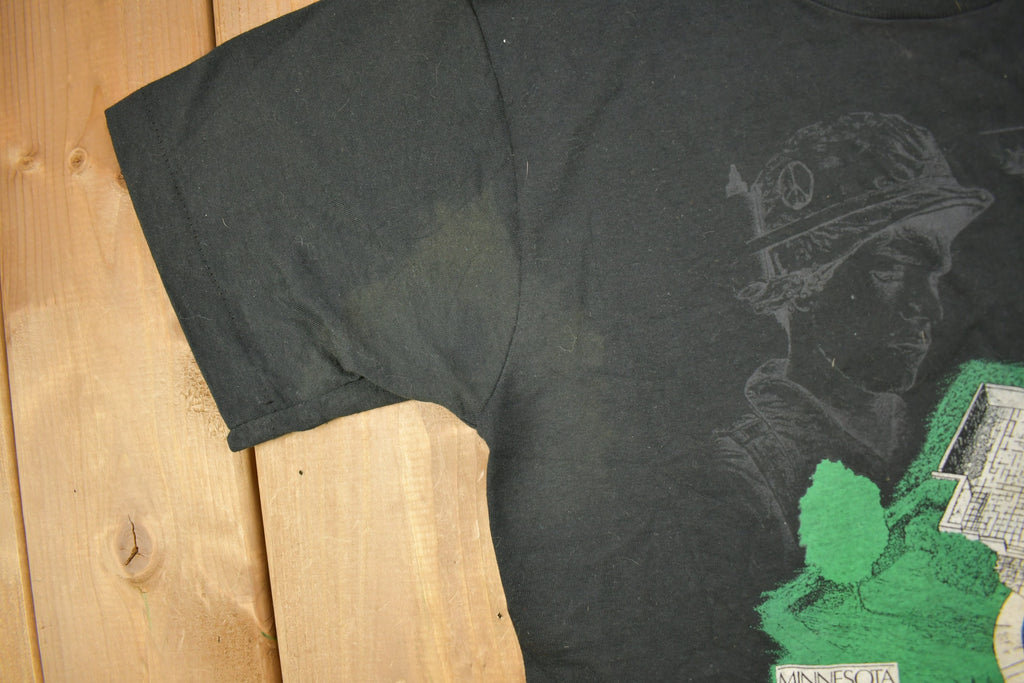 Vintage 1992 Minnesota Vietnam War Veterans Memorial Graphic T Shirt