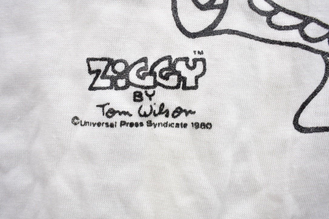 Vintage 1981 Ziggy By Tom Wilson Thank Heaven For Seniors Class of '81 Graphic T-Shirt