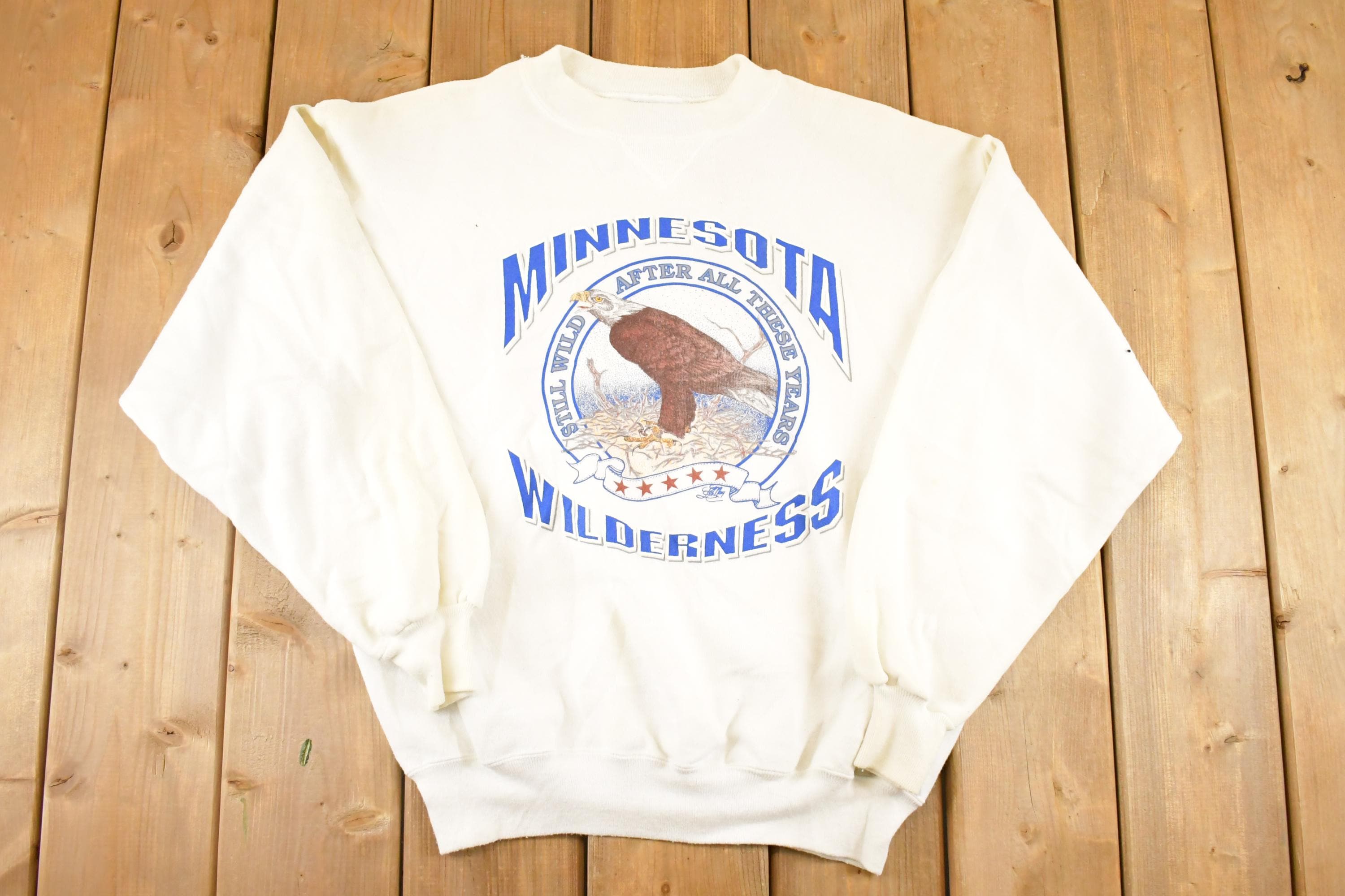 Vintage 1990s Minnesota Wilderness Bald Eagle Souvenir Crewneck Sweatshirt Men's L / 90's Tourist Vacation Graphic Sweater