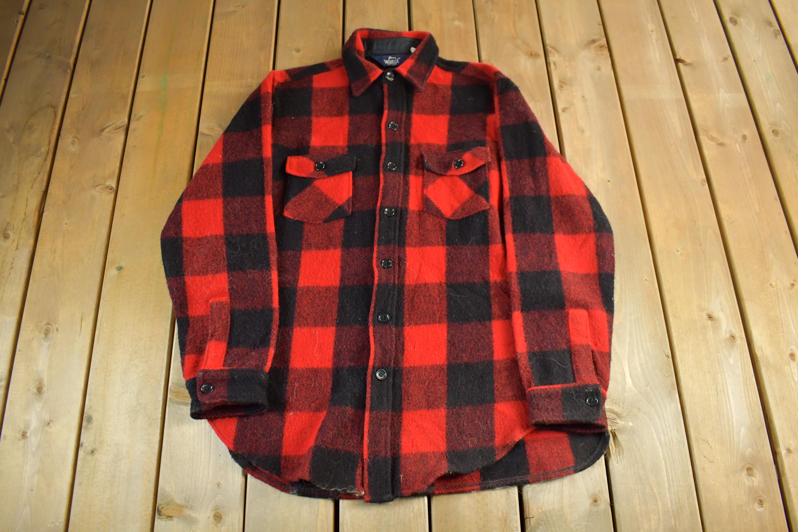 Vintage 1980s Woolrich Buffalo Plaid Flannel Button Up Shirt Men's Large