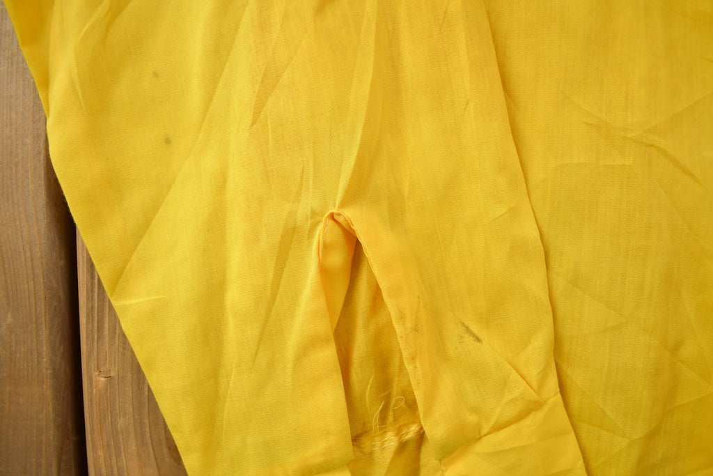 Vintage 1960s Blank Yellow Tapered N' Tails Button Up Shirt  Spear Collar Shirt  1960s Button Up  Vintage Flannel  Basic Button Up