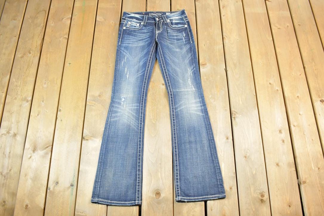 Vintage Y2K Miss Me Bedazzled Low Rise Jeans Size 26x31