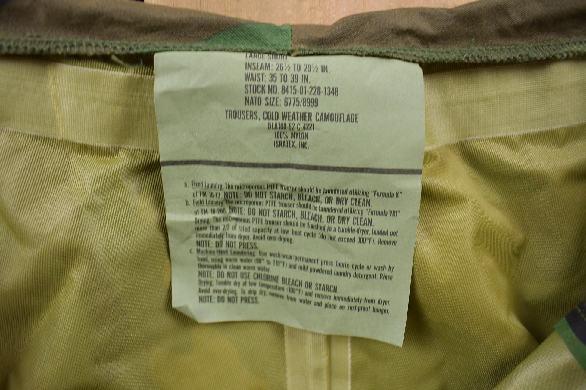 Vintage 2001 Army Military Camouflage Cargo Pants Size 38 x 30