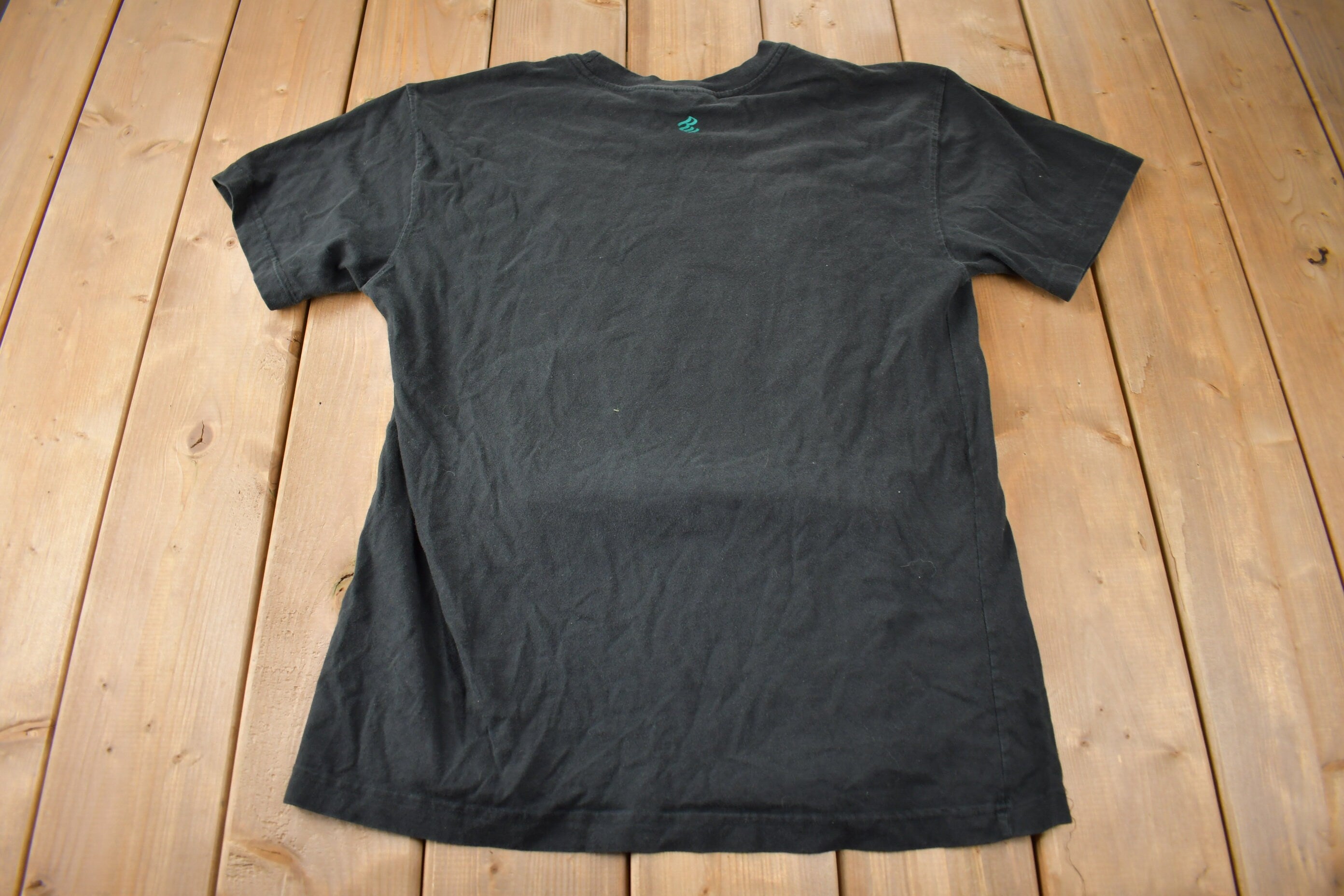Vintage 1990s Rocawear Graphic T Shirt Women's T Shirt