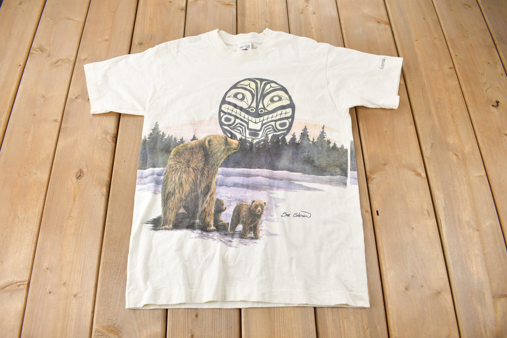 Vintage 1990s Grizzly Bear Victoria Canada Single Stitch Graphic T-Shirt Made In Canada